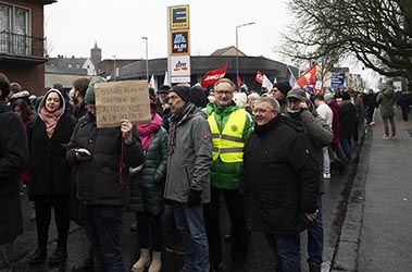 Gegendemonstration zu einer AFD Veranstaltung in Duisburg-Homberg