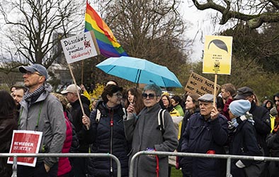 AFD Demonstration und Gegendemo im D&uuml;sseldorfer Zooviertel