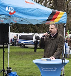 AFD Demonstration und Gegendemo im D&uuml;sseldorfer Zooviertel