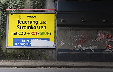 Bundestagswahl 2025 Wahlplakate in Duisburg