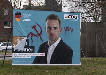 Bundestagswahl 2025 Wahlplakate in Duisburg