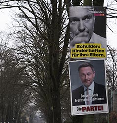 Bundestagswahl 2025 Wahlplakate in Duisburg